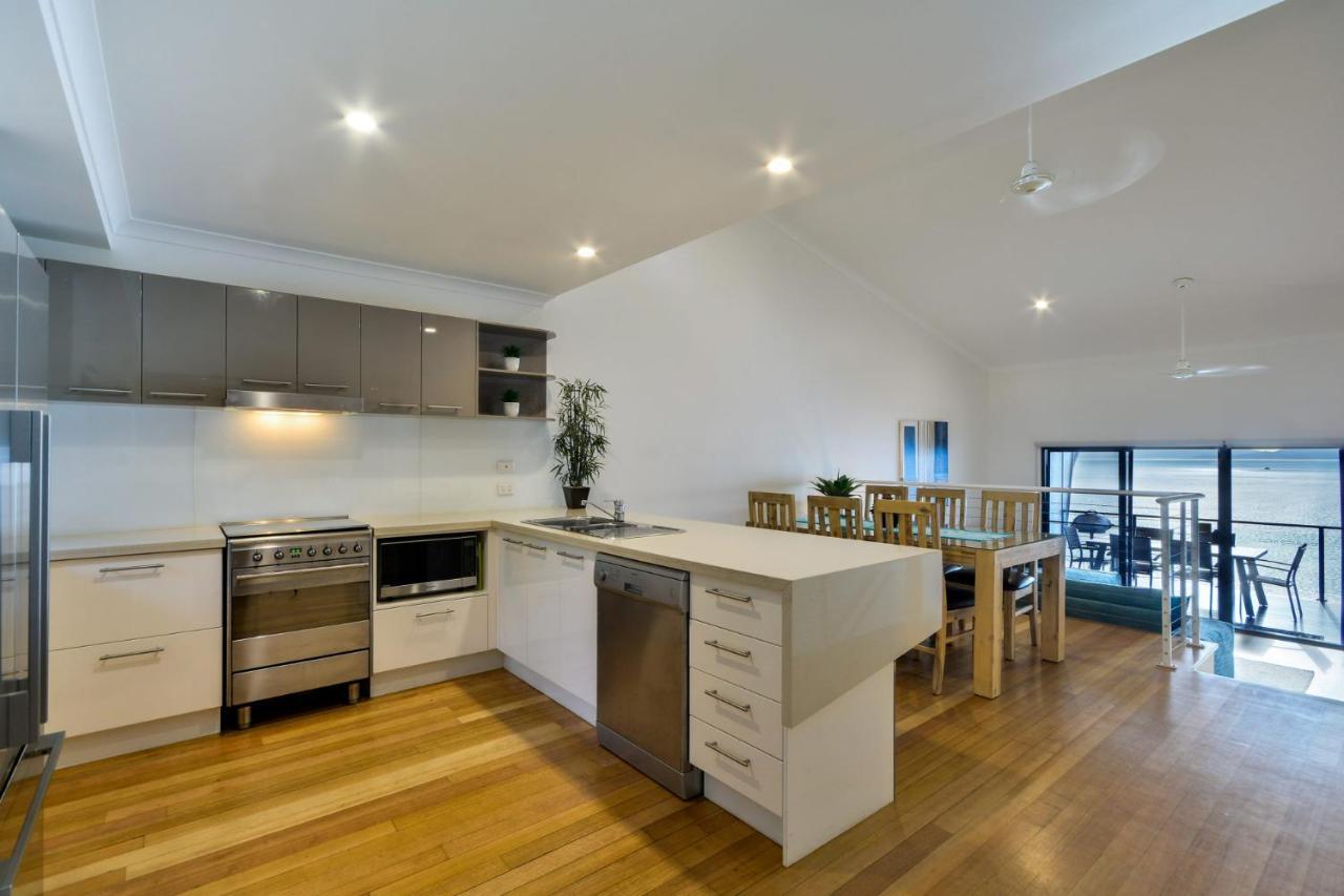 Shorelines 31 Renovated Upmarket Two Bedroom Apartment With Ocean Views And Buggy Insula Hamilton Exterior foto