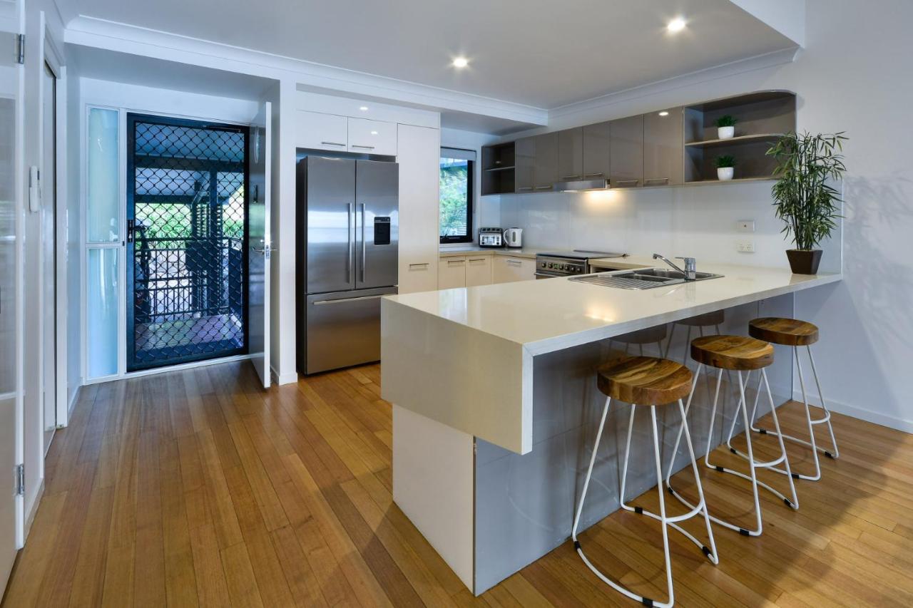 Shorelines 31 Renovated Upmarket Two Bedroom Apartment With Ocean Views And Buggy Insula Hamilton Exterior foto